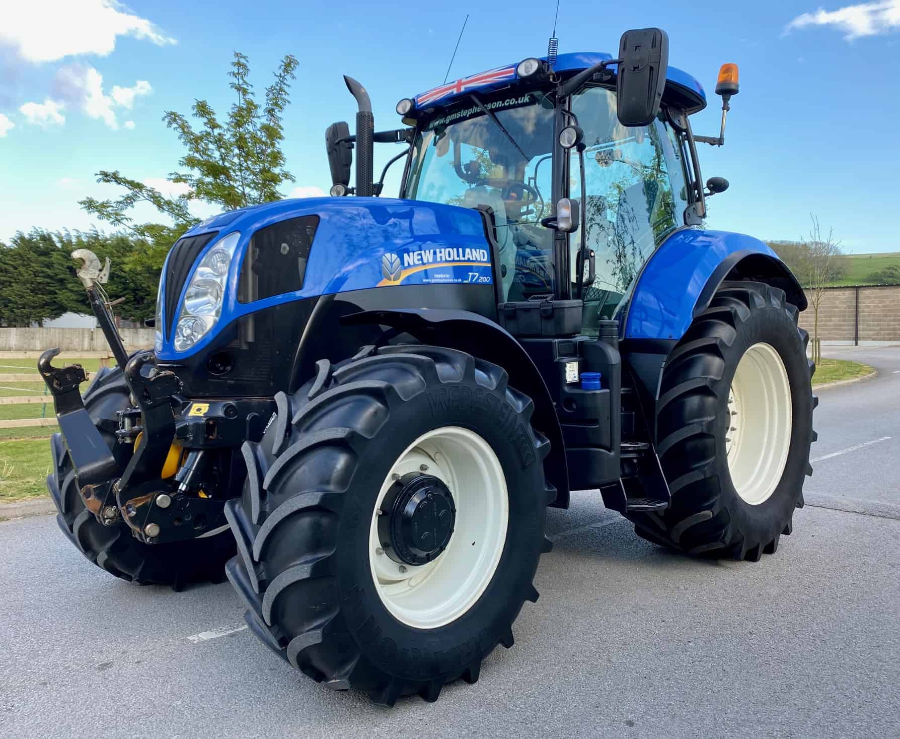 NEW HOLLAND T7.200 **FRONT LINKAGE & PTO** **VIDEO INSIDE** - G.M