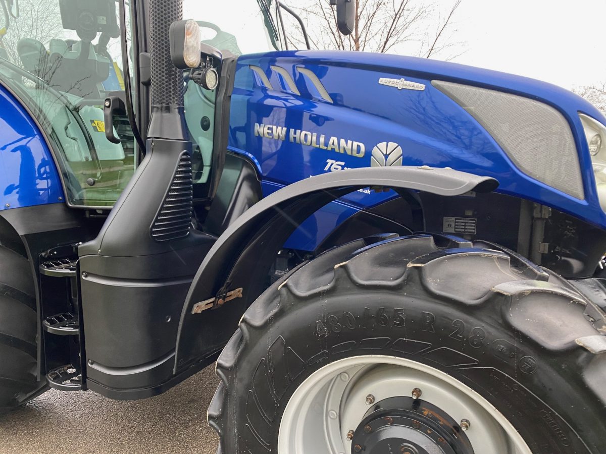 NEW HOLLAND T6.175 BLUE POWER *50K/ AIR/ AUTO-COMMAND* VIDEO INSIDE ...