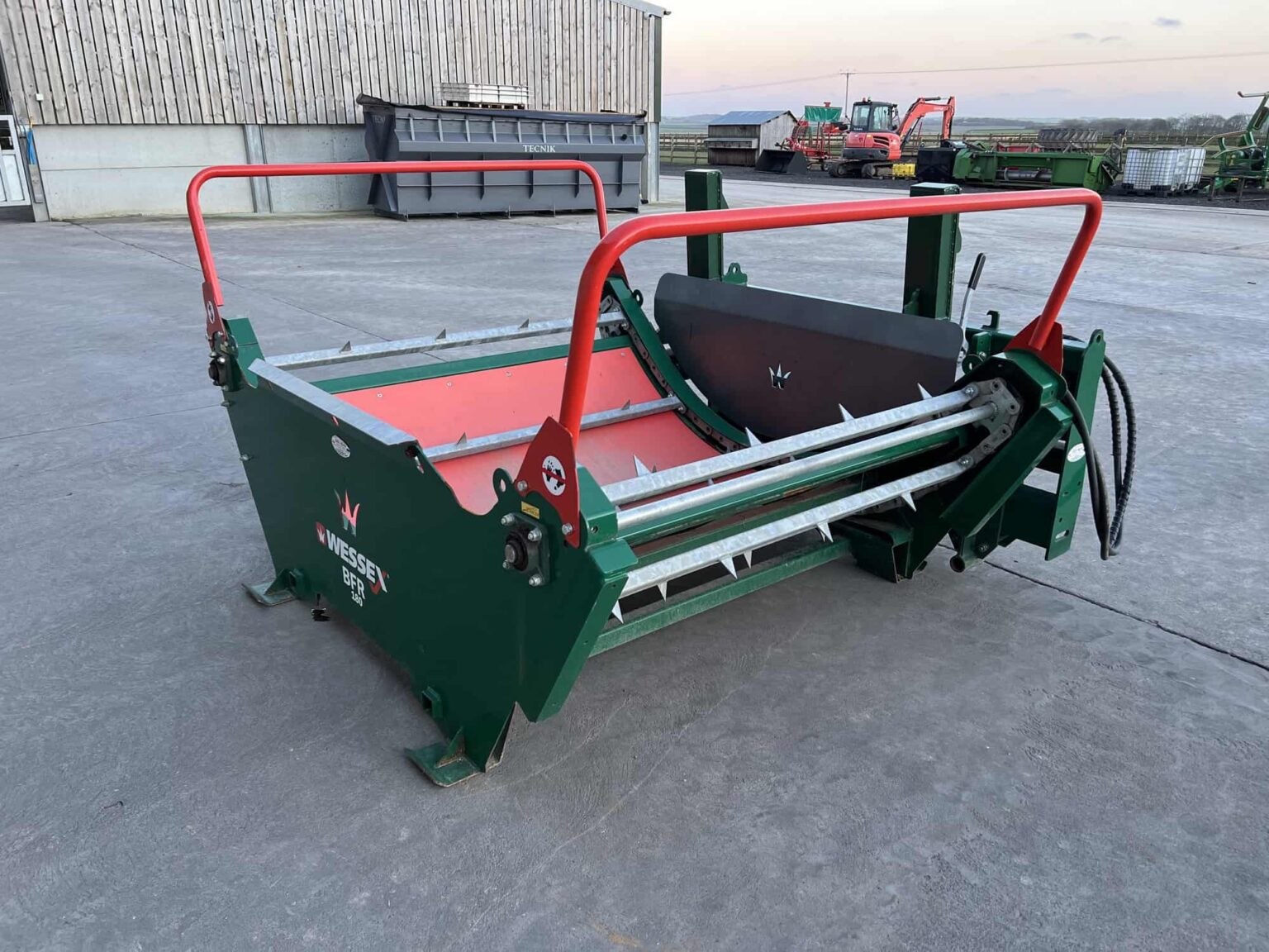 WESSEX BALE UNROLLER - GM Stephenson Ltd