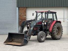 CASE 4230 C/W FRONT LOADER