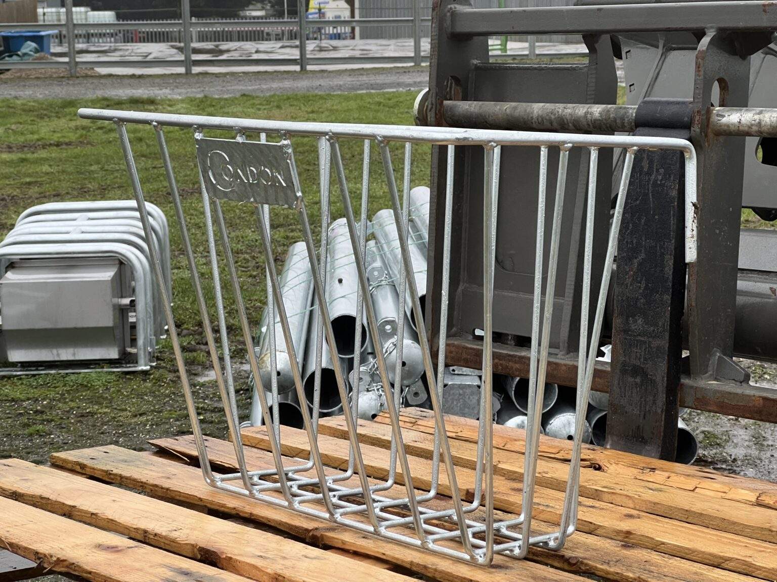 The Rack Hay Riverside CONDON 2FT HAY RACK - GM Stephenson Ltd